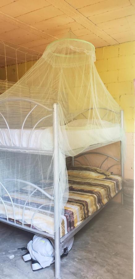 Hostal Y Camping Las G Бакалар Экстерьер фото